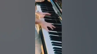Coldplay Clocks (Piano Shopping Mall)