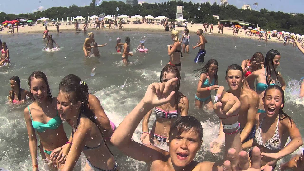 SeoS News. Купаємося РАЗОМ! :) Супер флешмоб від Дениса Миргоязова