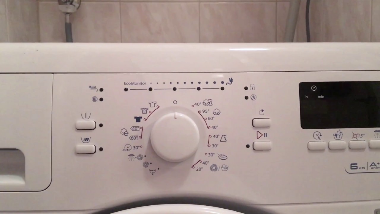 Jak se resetuje pračka Whirlpool?