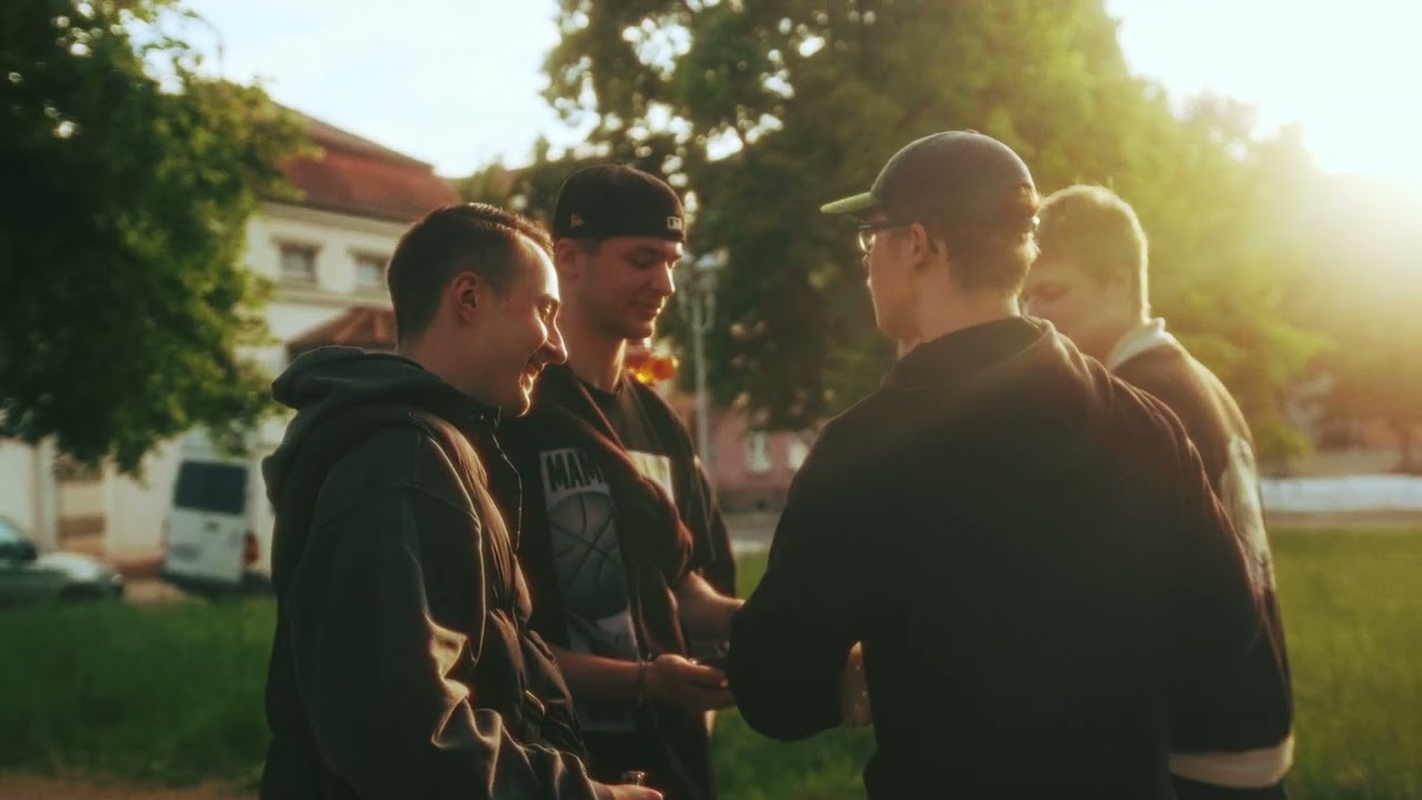 Watch achtelf & deus - Hotbar (official Video 4k) on YouTube Watch achtelf & deus - Hotbar (official Video 4k) on YouTube