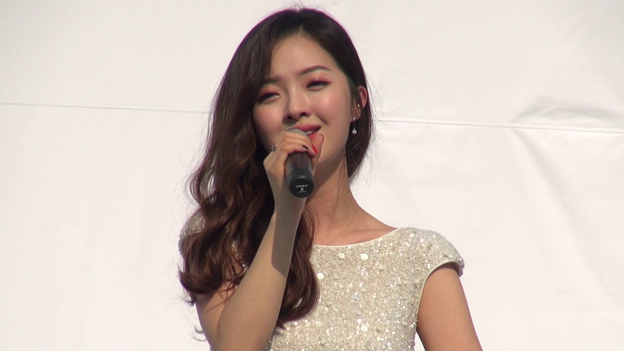 시월의 어느 멋진 날에, 바리톤 전현욱, 팝페라가수 하은 - YouTube