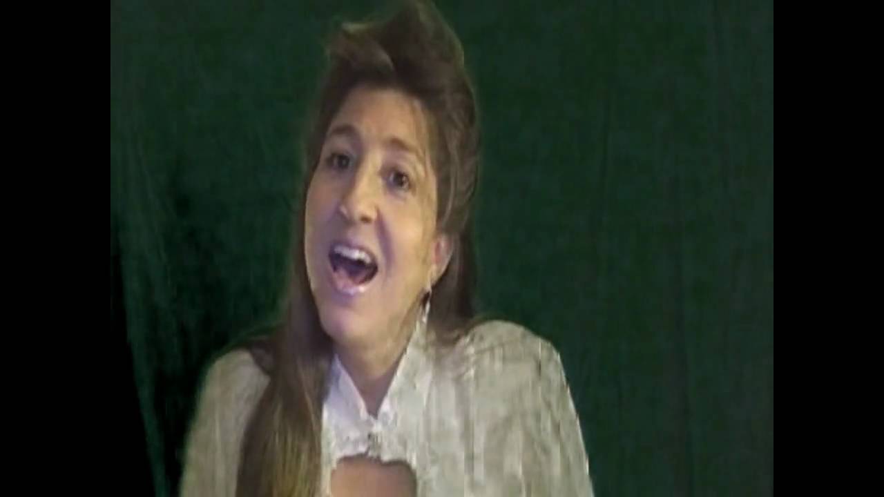 在 YouTube 上觀看「You're the best thing that ever happened to me」