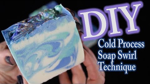DIY Soap Making - How To Make Cold Process Soap Swirl Technique