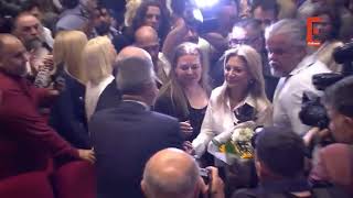 Θερμή υποδοχή για την Μαρία Καρυστιανού στο Ολύμπιον για την παρουσίαση του κόμματος