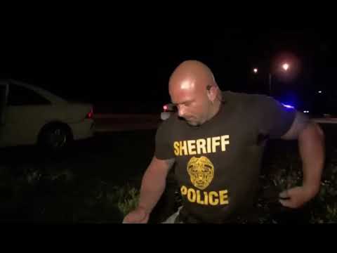 Cops Tv show Broward county Florida. Police chase. (2008).