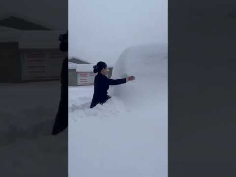 Video: Apakah turun salju di bawah tanah?