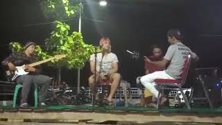 ELLO_masih ada Cover