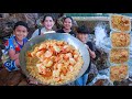 Picnic time at sea - Fresh shrimp stir fry cooked rice - Yummy eating shrimp stir fry cooked rice