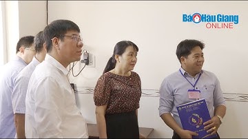 Bộ trưởng Bộ GD&ĐT kiểm tra công tác chuẩn bị thi  tốt nghiệp THPT tại Hậu Giang