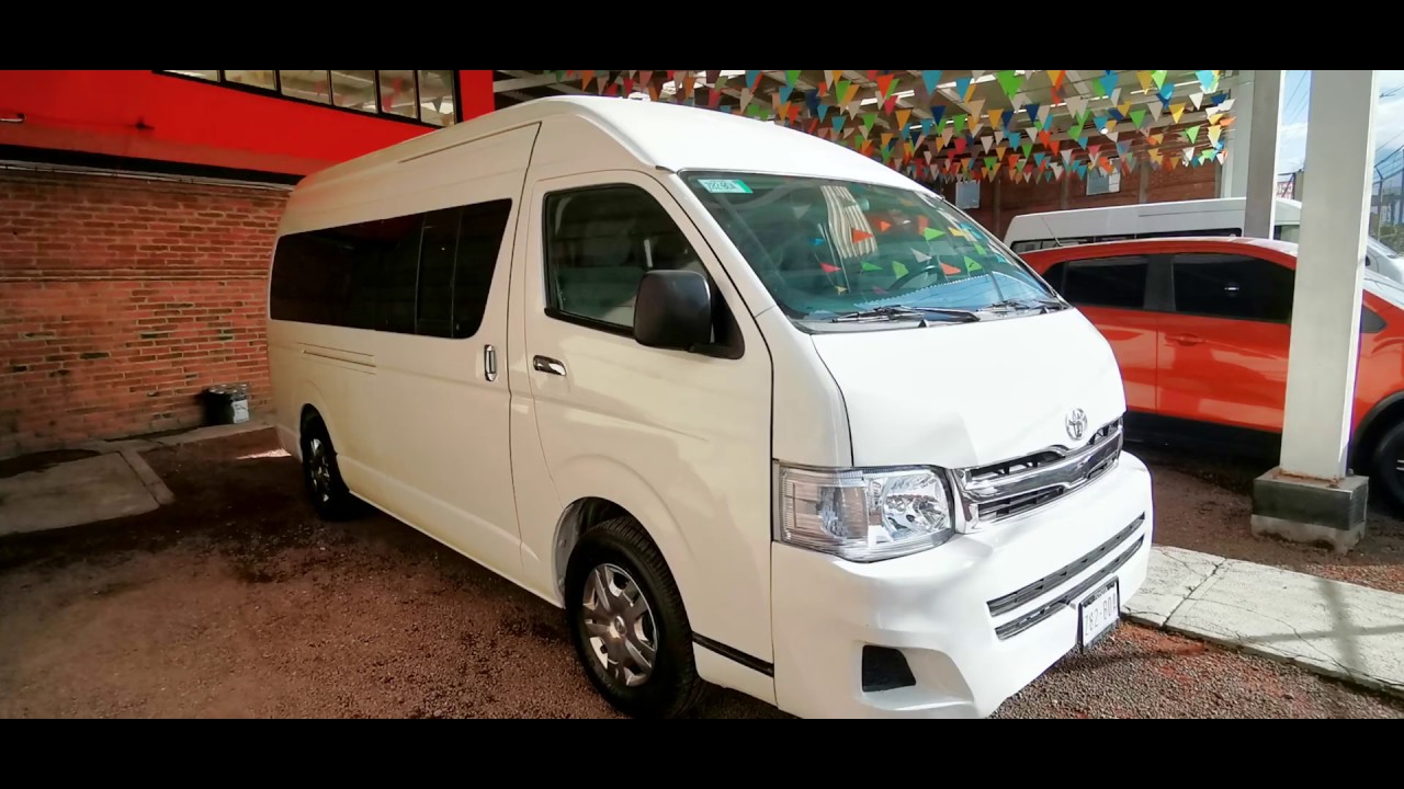Toyota hiace 2013