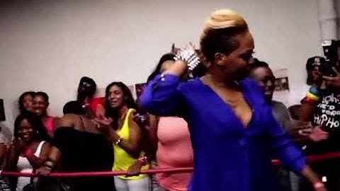 stan twitter: woman throwing her arm in the air to sixteen carriages