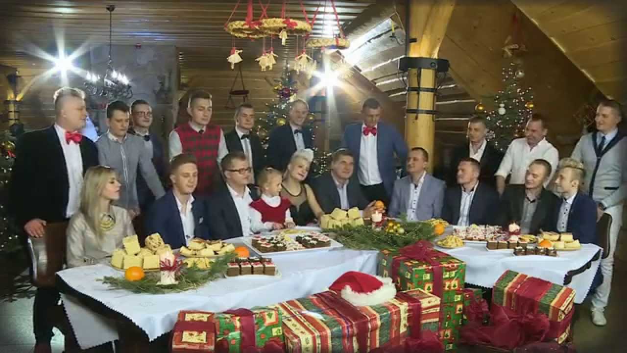 Piękni i Młodzi & Przyjaciele - Gdy się Chrystus rodzi (Oficjalny teledysk)