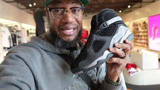Shopping the newest Jordan kicks at the Mall..to many choices!!!