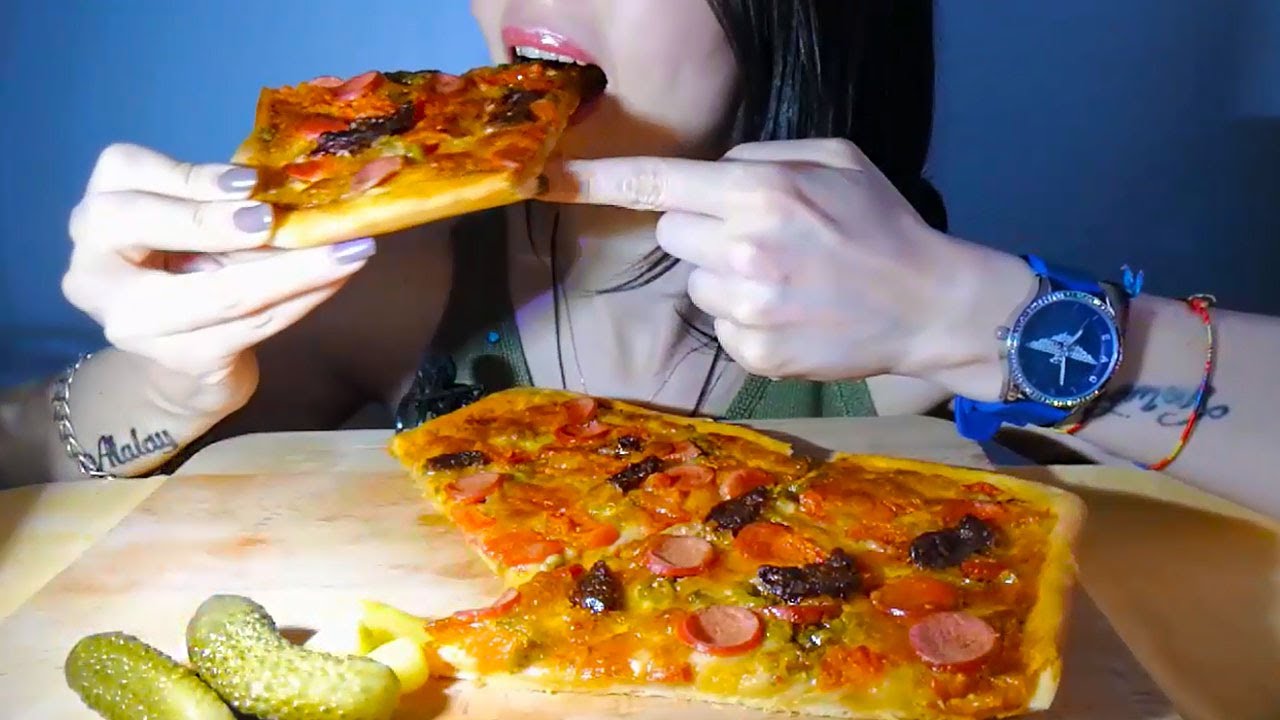 ASMR EV YAPIMI ANNE PİZZASI * Turkish ASMR Eating Sounds YouTube