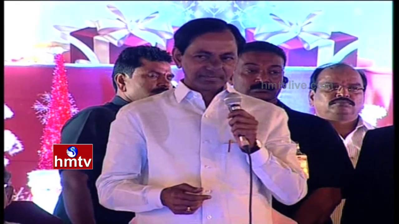 Telangana CM KCR Participates in Christmas Celebrations | HMTV