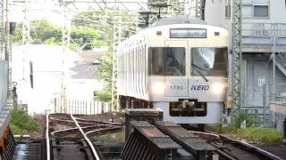 【京王電鉄 井の頭線】吉祥寺駅での1000系　発車と到着風景