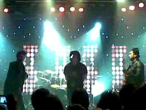 A.P.I - Pelita (versi lupa lirik)