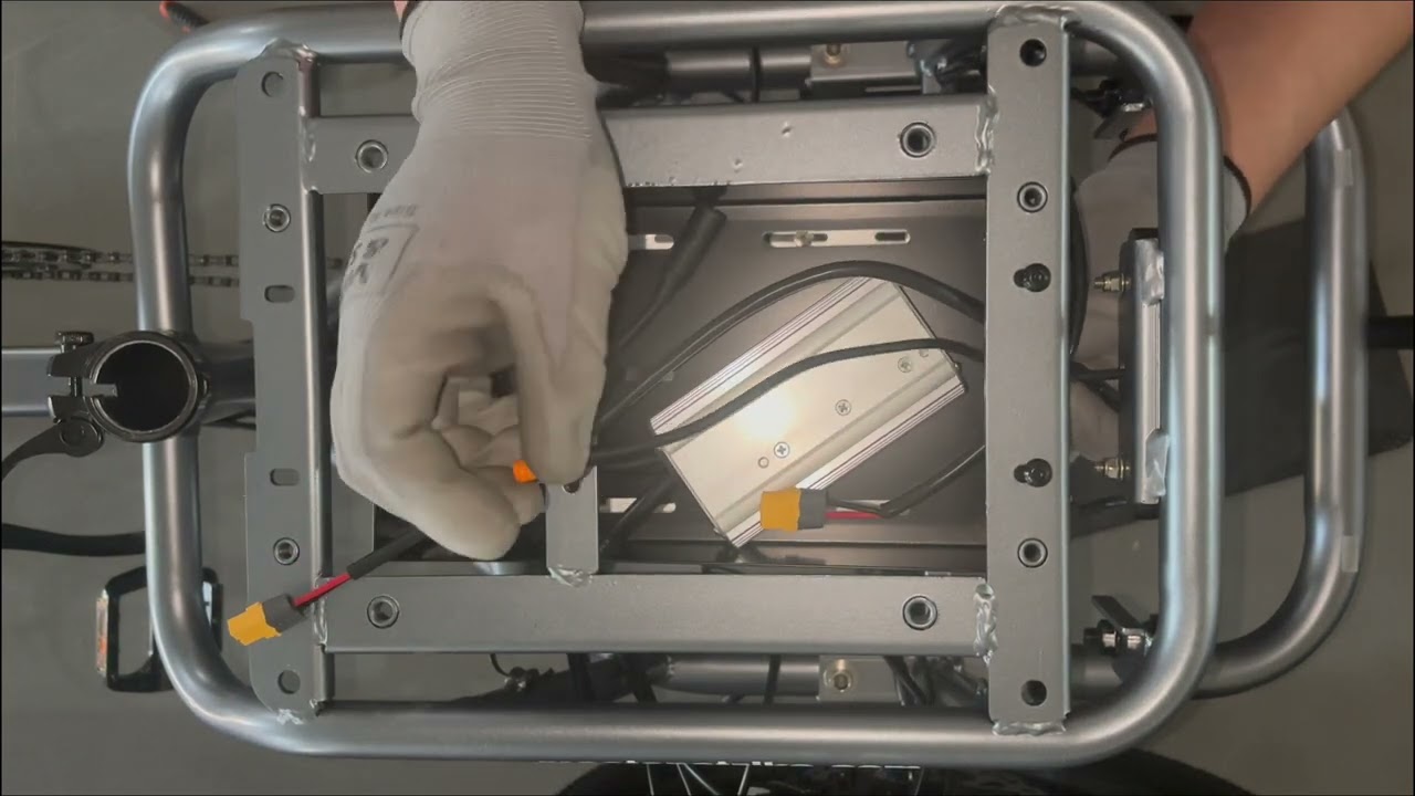 Installing Dual Battery Kit - Meet One Trike