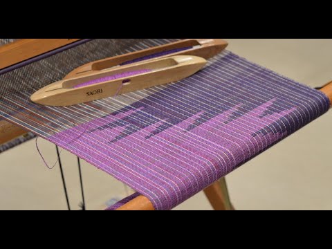 Traditional Indian weave using Japanese SAORI loom