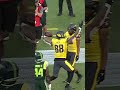 DIVES UNDER the defender MID-HURDLE! #xfl