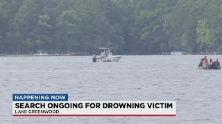 Search continues for man missing out of Lake Greenwood