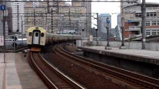 EMU100 1121次 自強號 通過汐止