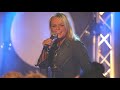 Capture de la vidéo Emma Bunton Live At Mcm Cafe 2001