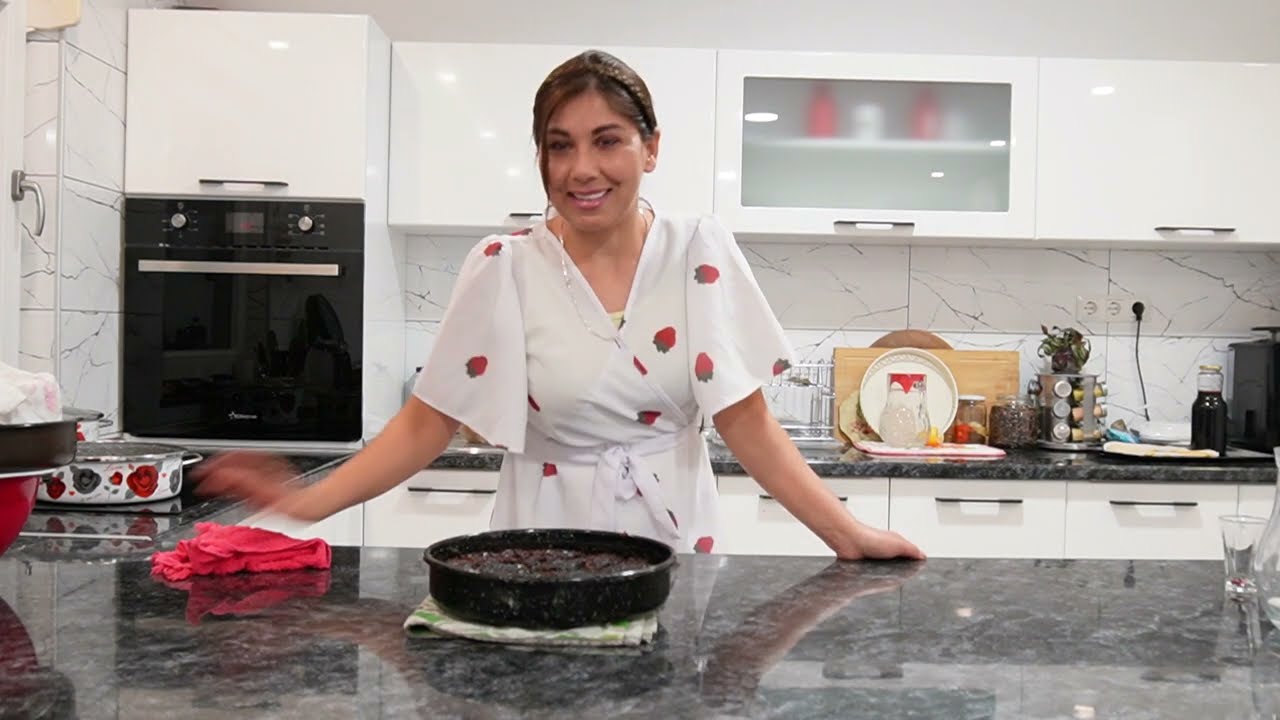 Starinska pekmezna pita bez jaja, gotova za 30 minuta - mjere na šolju