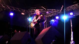 Alain Johannes - Gentle Ghosts (Live at Leeds Festival 2010)