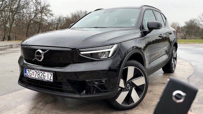 Vidéo : Le SUV compact Volvo XC40 prend de l'altitude