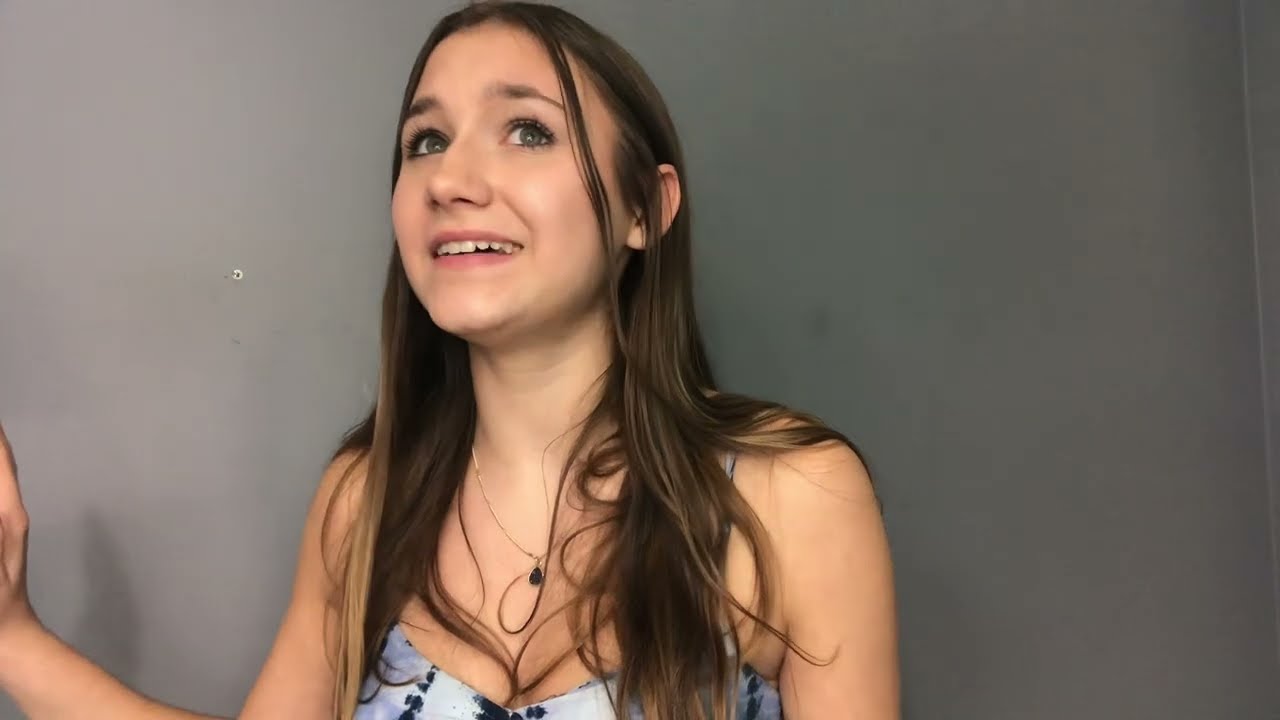 Mairin Curran sings 'Times Are Hard For Dreamers' preview