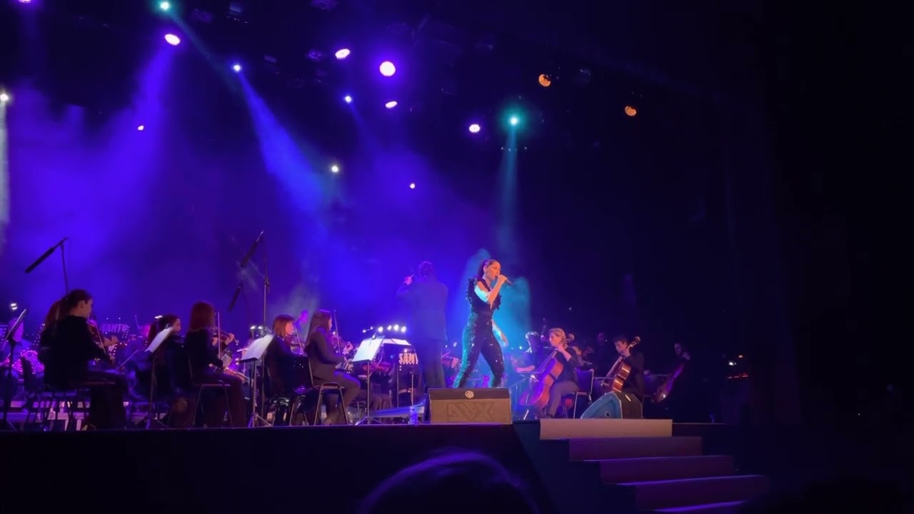 Ahora Sé Quién Soy - Rosa López con la Orquesta Sinfónica SAMVO | Manuel Ángel Berrio