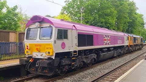 GBRF 66728 + 66734 Passing Through Reading West 0o01