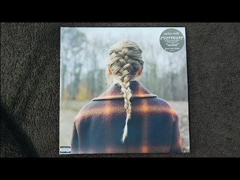 Unboxing Taylor Swift - evermore Deluxe Edition Gatefold 12
