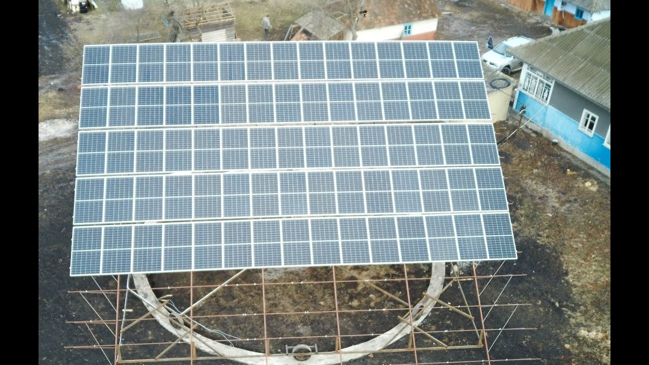 Поворотный трекер на 105 солнечных панелей - YouTube