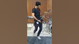 yang penting goyang.. #duljaelani #muse #hysteria #maximebouttier #cover