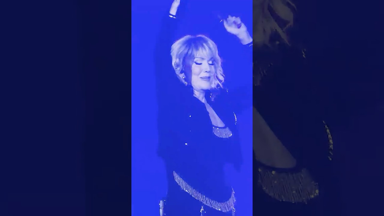 Lepa Brena - Za&scaron;to | Arena Zagreb 2024