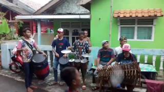 Download Lagu Juragan Empang Versi Pengamen MP3 Juragan Empang Versi Pengamen