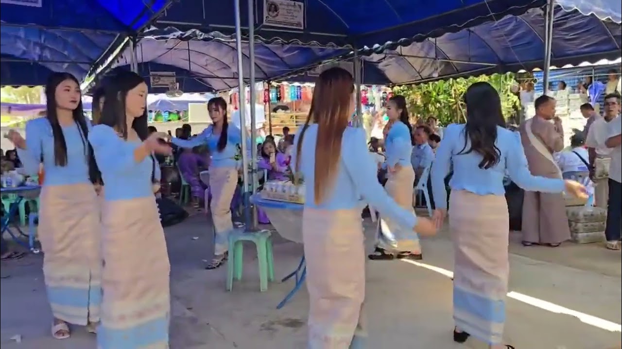 รำวงไทยขืน สาวบ้านเดื่อลอ รำวงงามๆ ยิ่งตวยยิ่งงาม เมาสาวรำวง 55