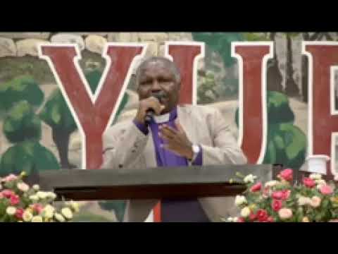 KWANINI UNAISHI Mchungaji Zachary Kakobe