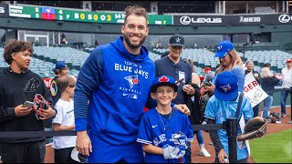 I Stutter, Too Sign Catches The Eye Of George Springer