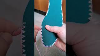 Insole needle and thread locking edge