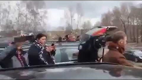 Sebuah Mesjid di London Inggris Resmi di tutup, namun suara Azan masih tetap menggema..