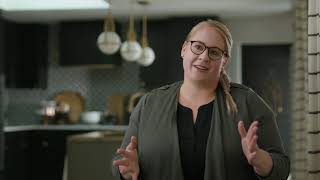 Using skylights to highlight dark kitchen colors