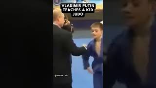 VLADIMIR PUTIN TEACHES A KID HOW TO JUDO 🥶 #vladimirputin #putin #shorts #shortsfeed #judo #mma