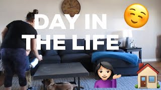 A DAY IN THE LIFE OF A SAHM