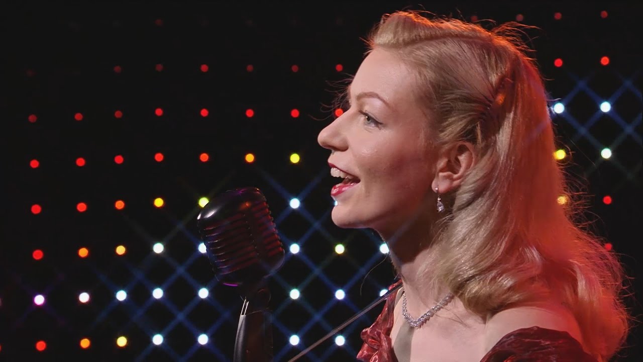 Maryann & The Tri-Tones - Hold Me Tight