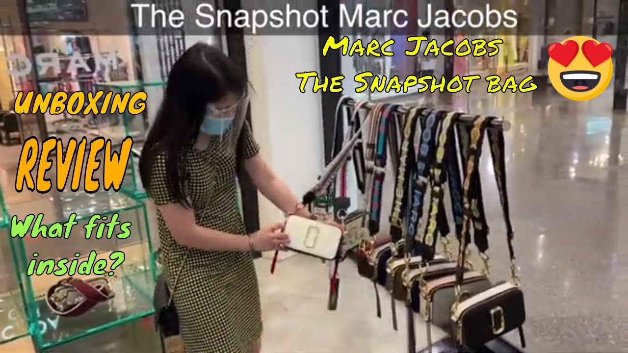 UNBOXING THE DESIGNER MARC JACOBS SNAPSHOT BAG  REVIEW & WHATS IN MY BAG?  WHAT FITS IN THE SNAPSHOT 