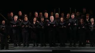 Lyric Opera of Chicago performs the national anthem of Ukraine