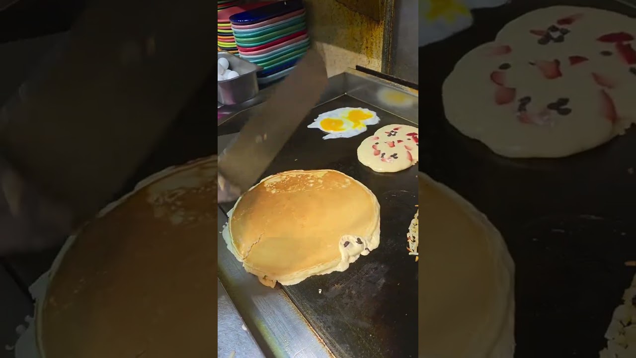 Giant Chocolate Chip Pancake 🍫🥞 #shorts #breakfast